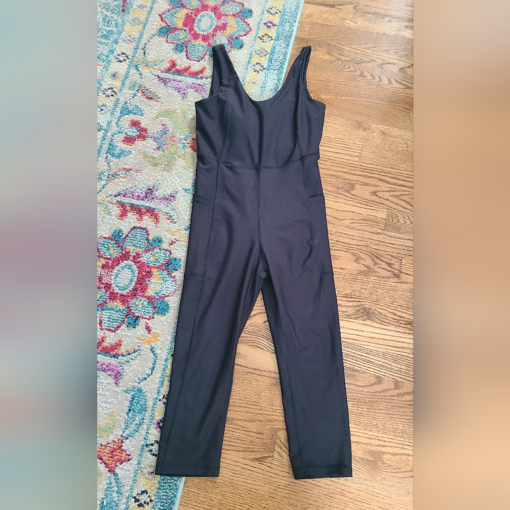 Old Navy Active Powersoft Capri Jumpsuit/Unitard XSP